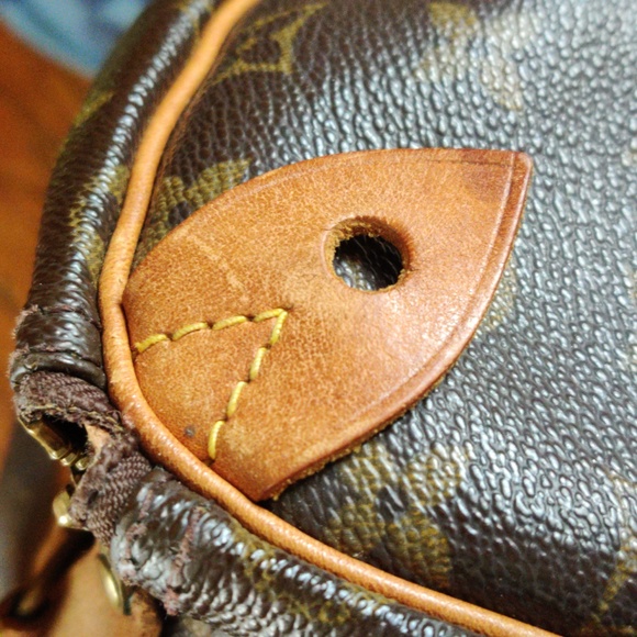 Vintage Louis Vuitton Speedy 30 - Picture 7 of 14
